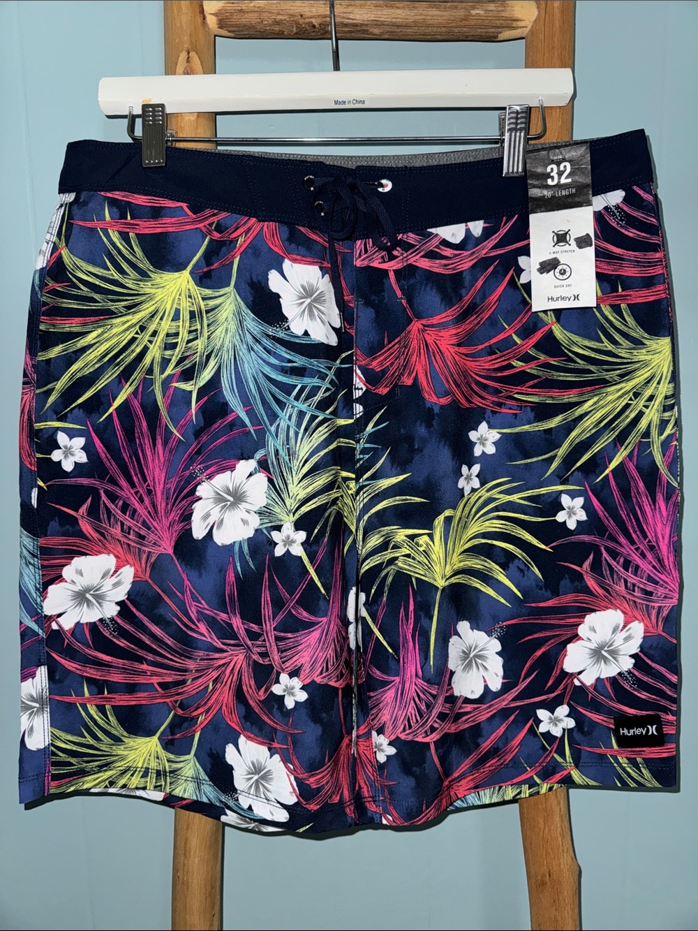 Hurley Men’s Navy Tropical Floral Board Shorts with Neon Accents ~ 32